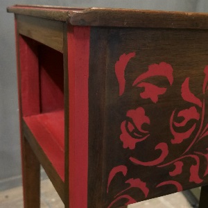 mob035-tavolinetto-rosso-decorato-00